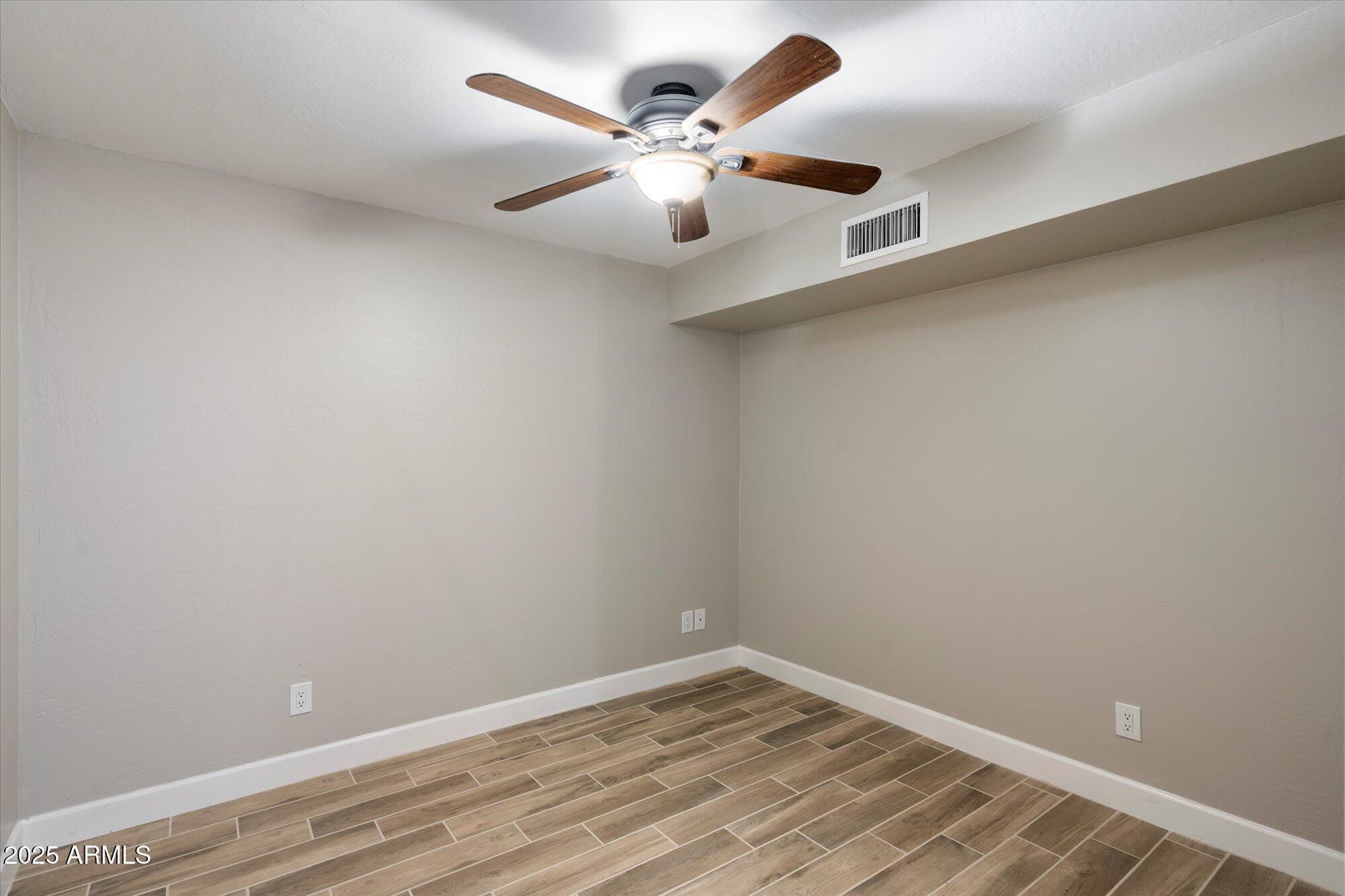 7840 N 7TH Street, 1