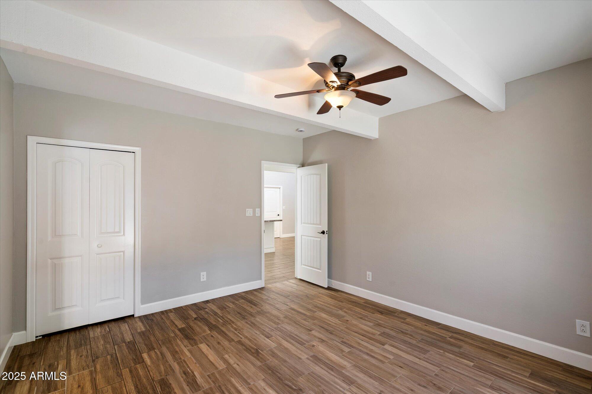 7840 N 7TH Street, 1