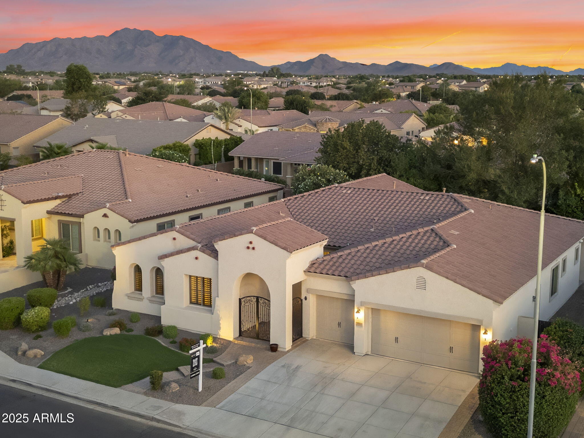 3591 E COCONINO Drive