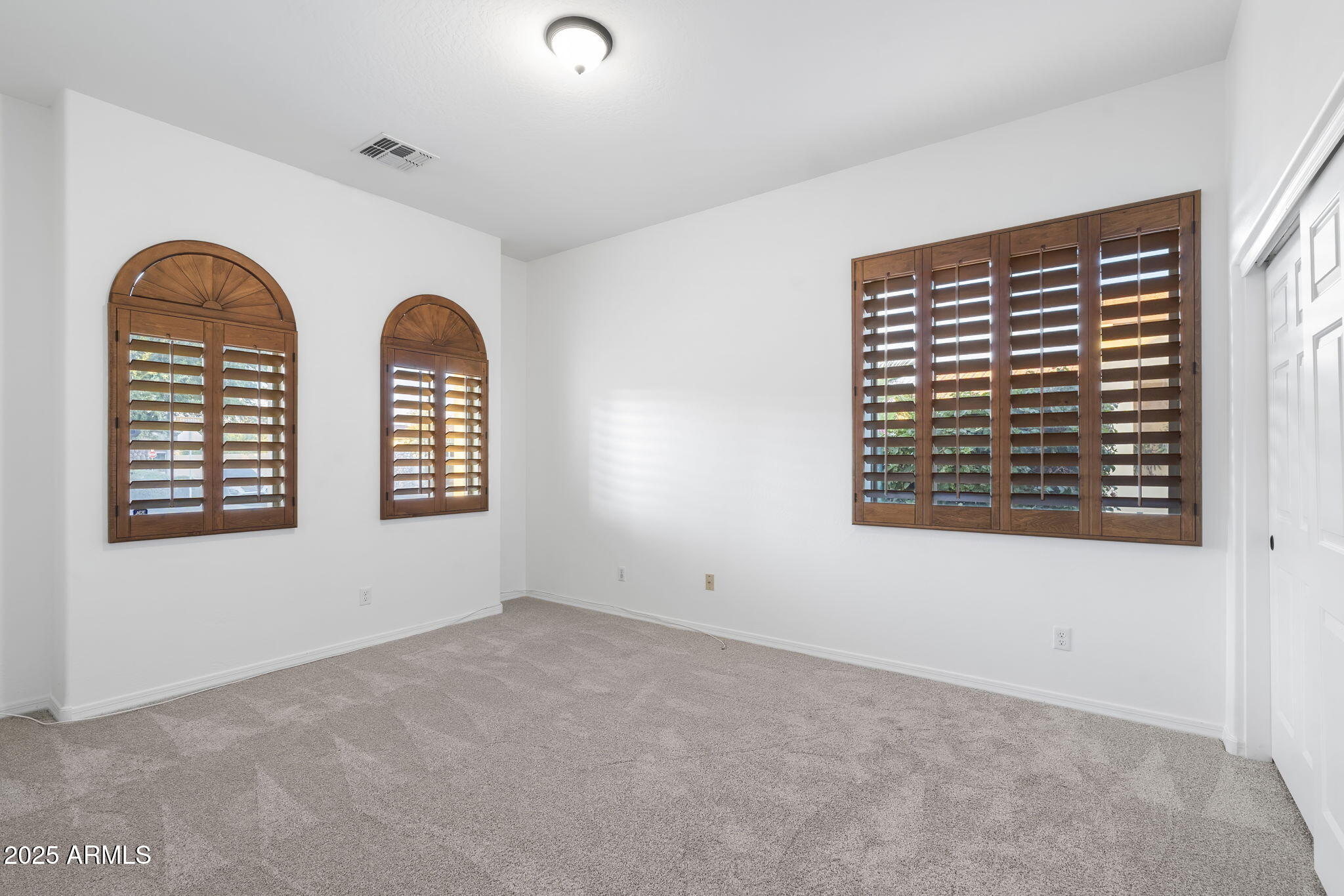 3591 E COCONINO Drive