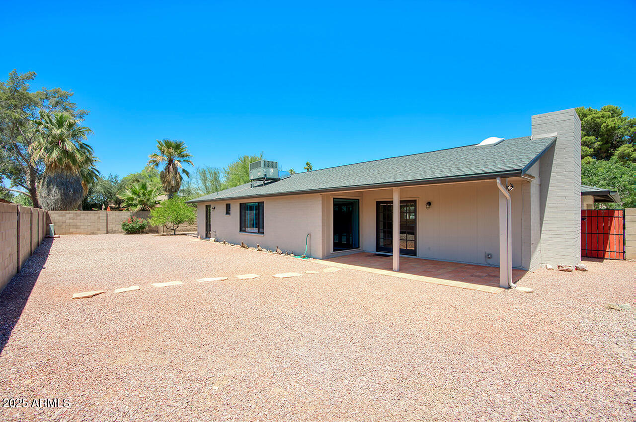 4079 E SHANGRI LA Road