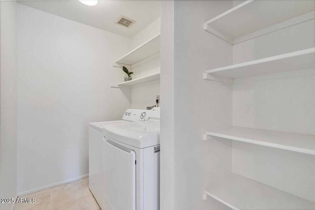 2959 N 68TH Place, 103