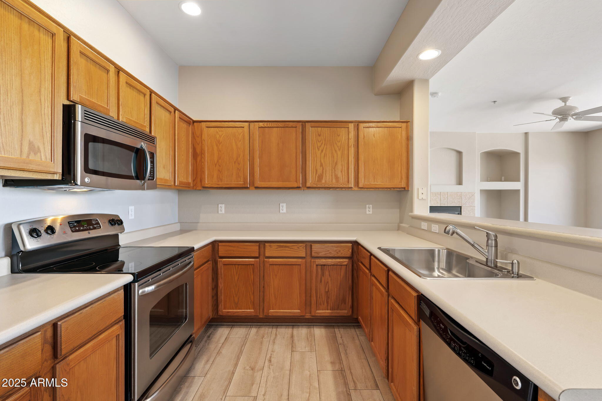 16600 N THOMPSON PEAK Parkway, 2076
