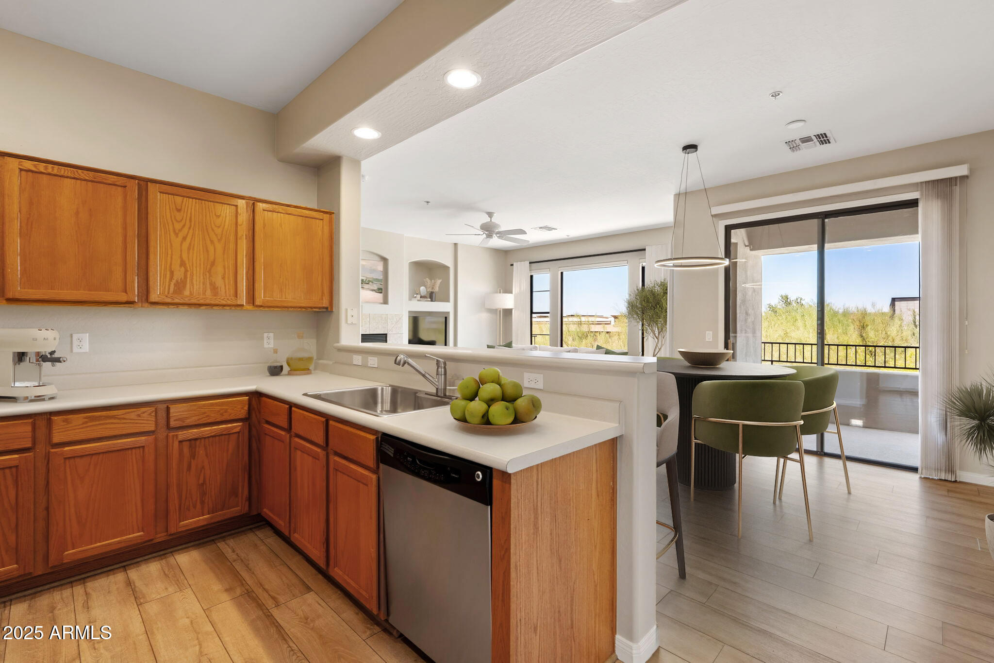 16600 N THOMPSON PEAK Parkway, 2076