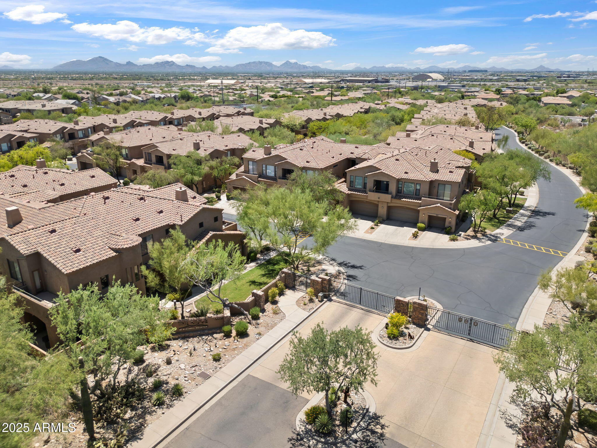 16600 N THOMPSON PEAK Parkway, 2076