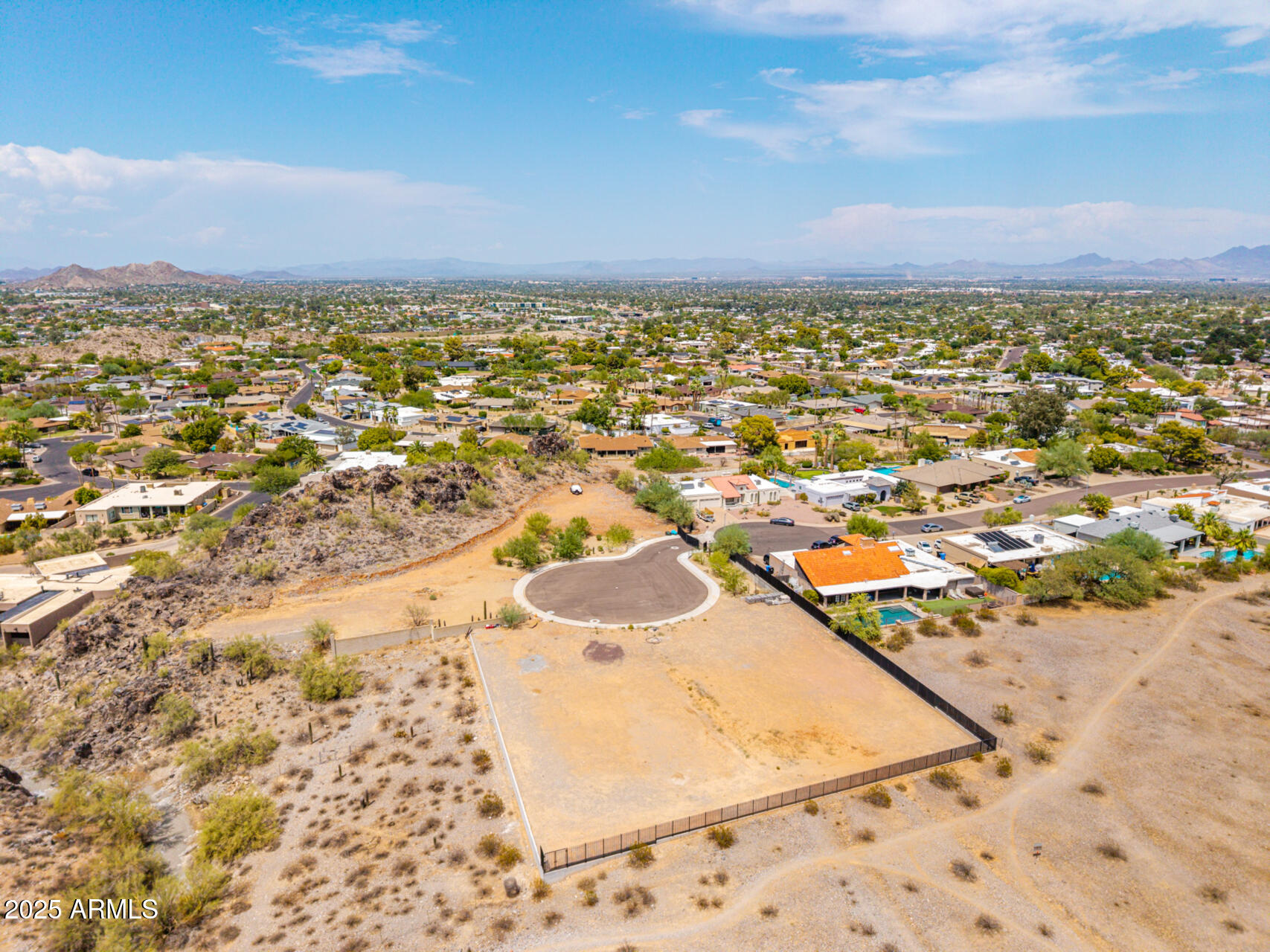 3015 E PUGET Avenue, 3