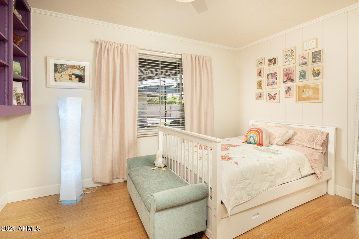 1285 E WINDSOR Avenue