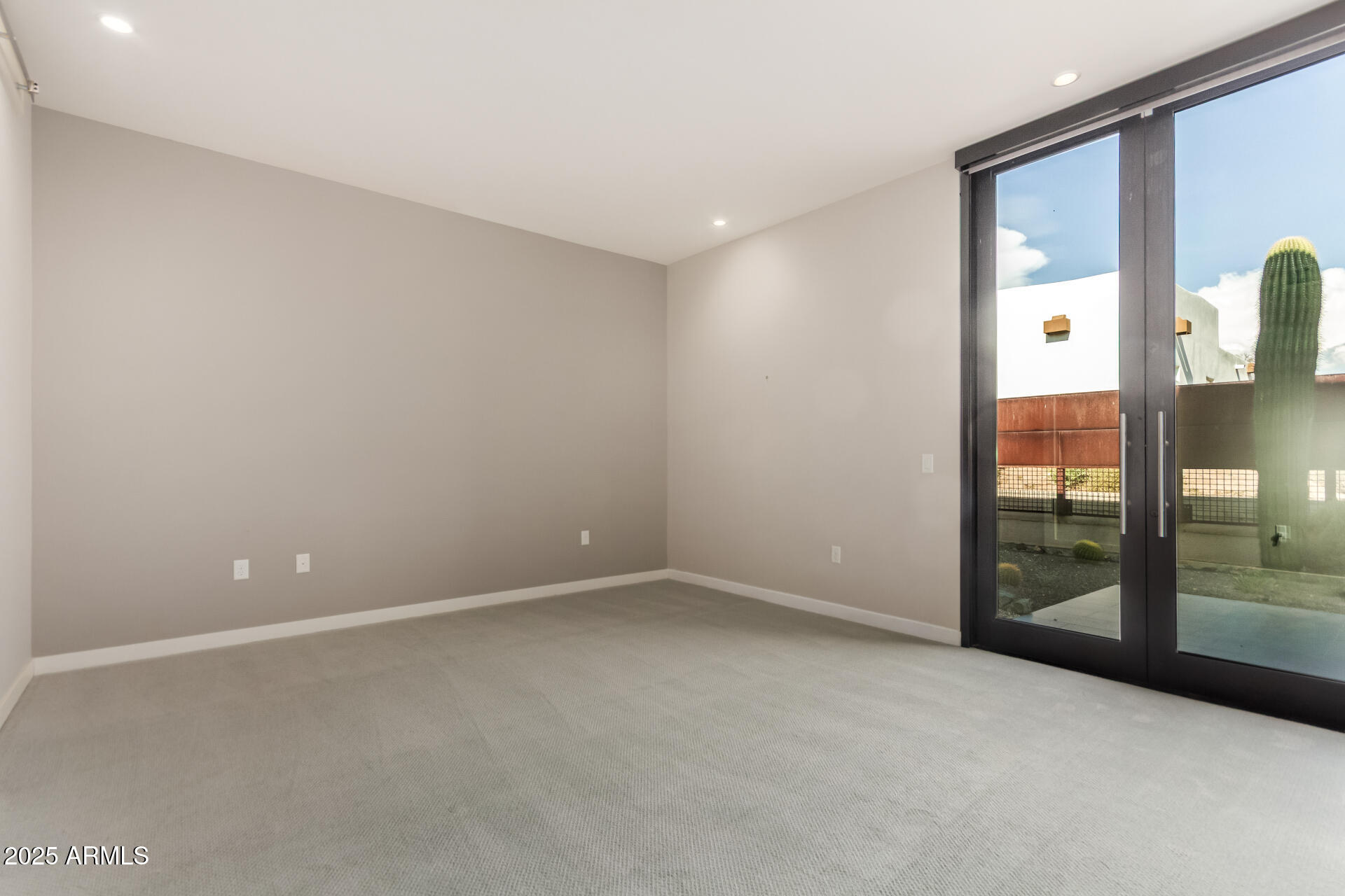 6525 E CAVE CREEK Road Unit: 3