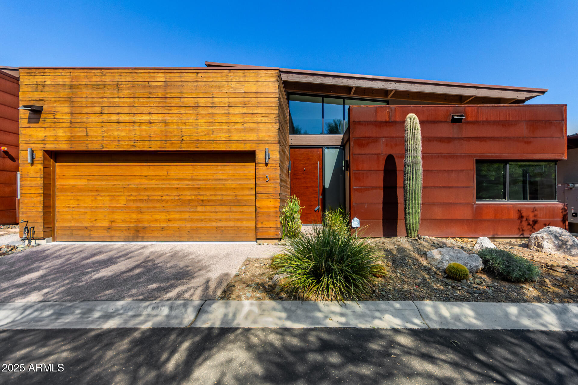 6525 E CAVE CREEK Road Unit: 3