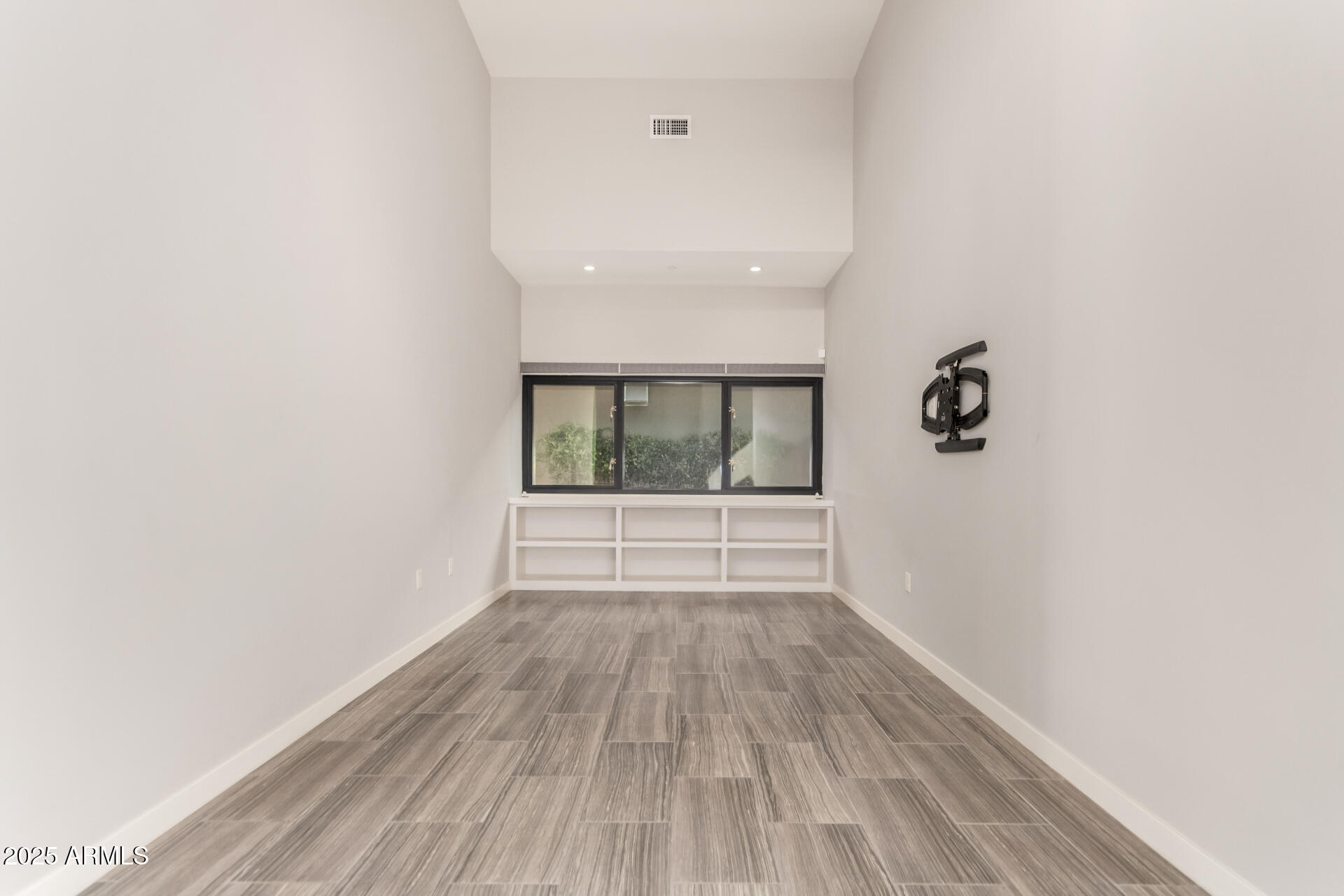 6525 E CAVE CREEK Road Unit: 3