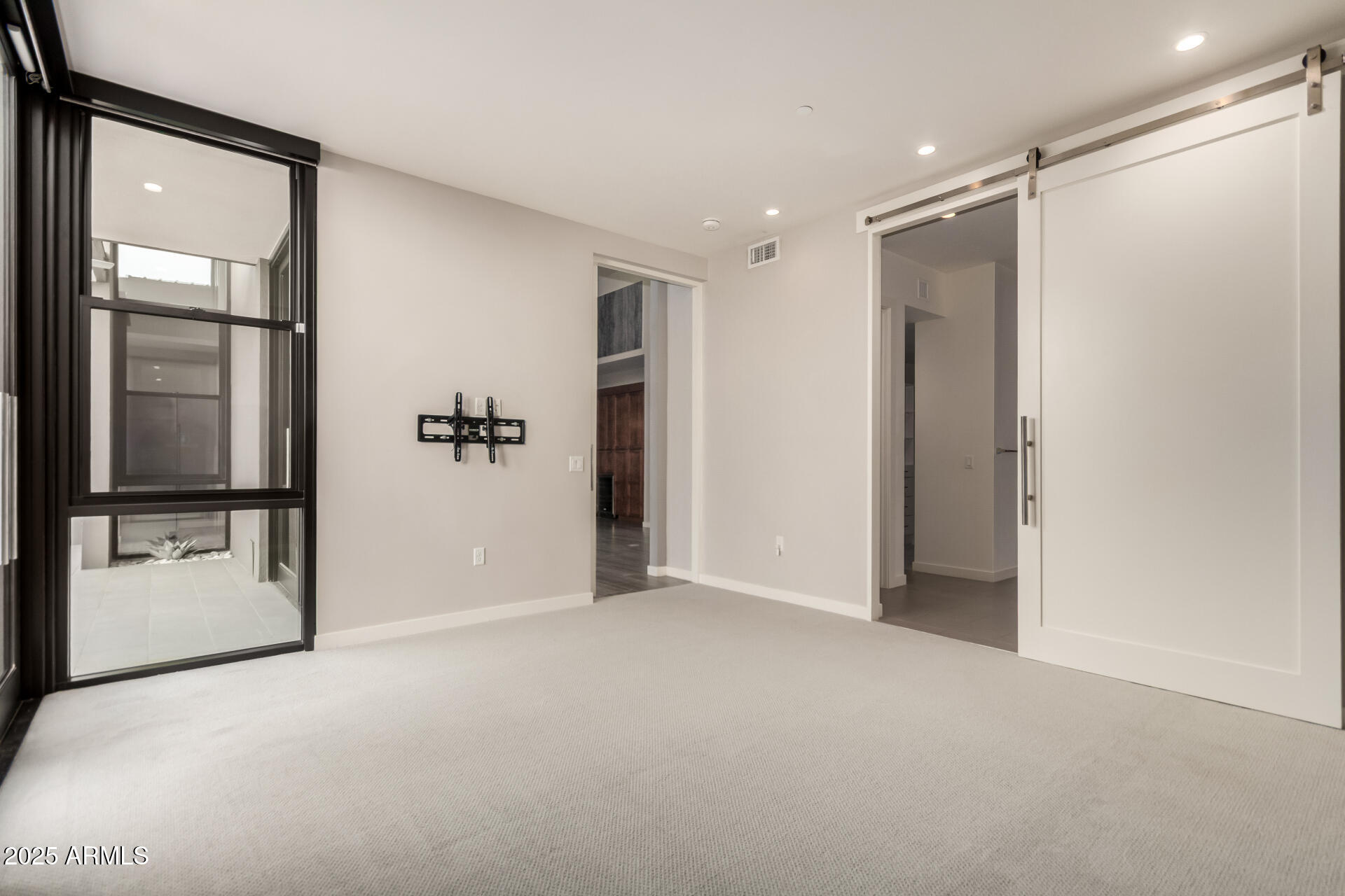 6525 E CAVE CREEK Road Unit: 3