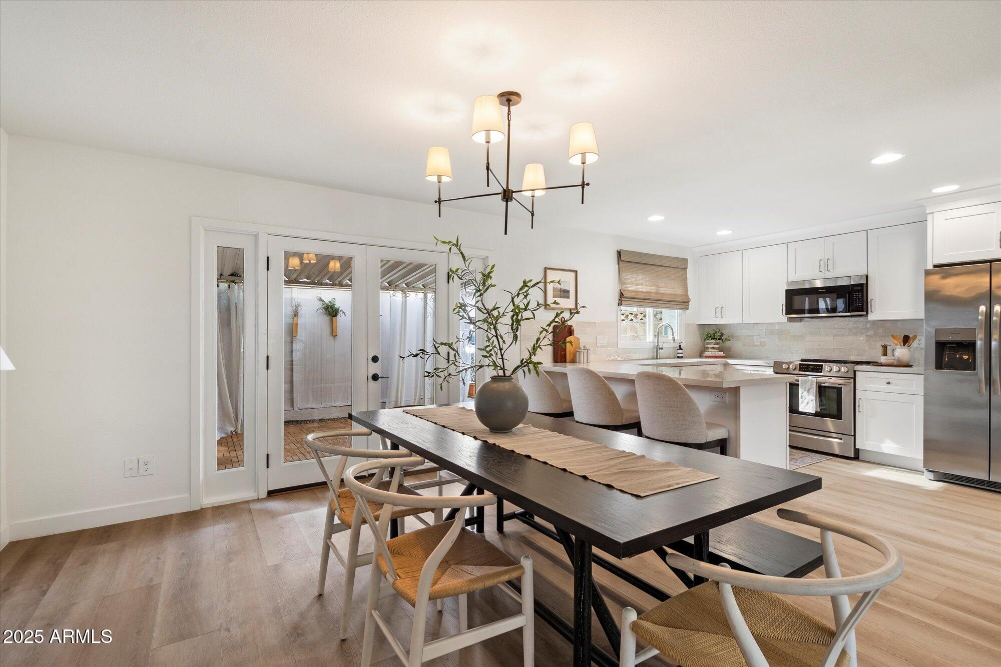 8447 E MONTEBELLO Avenue