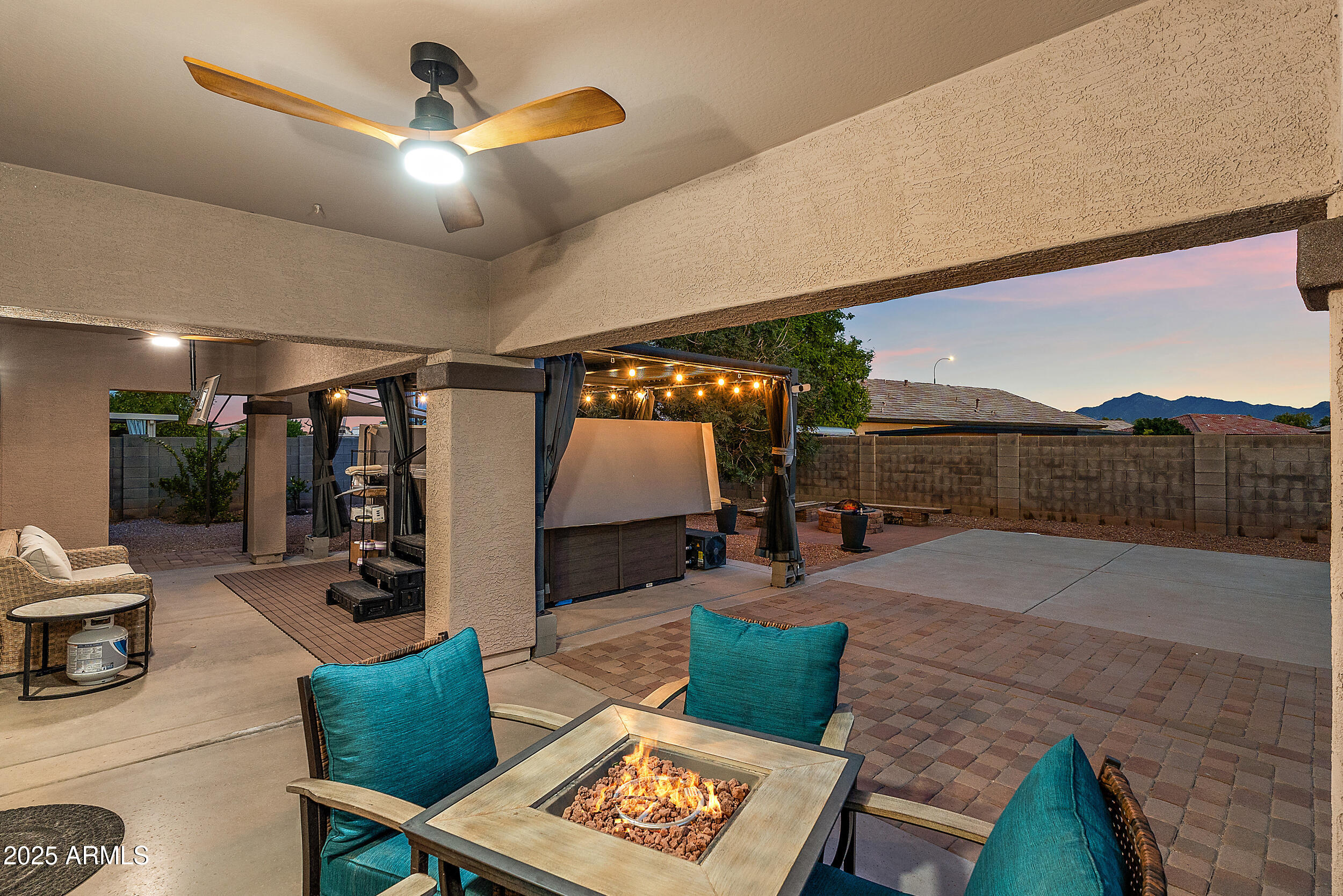 11713 W RIO VISTA Lane