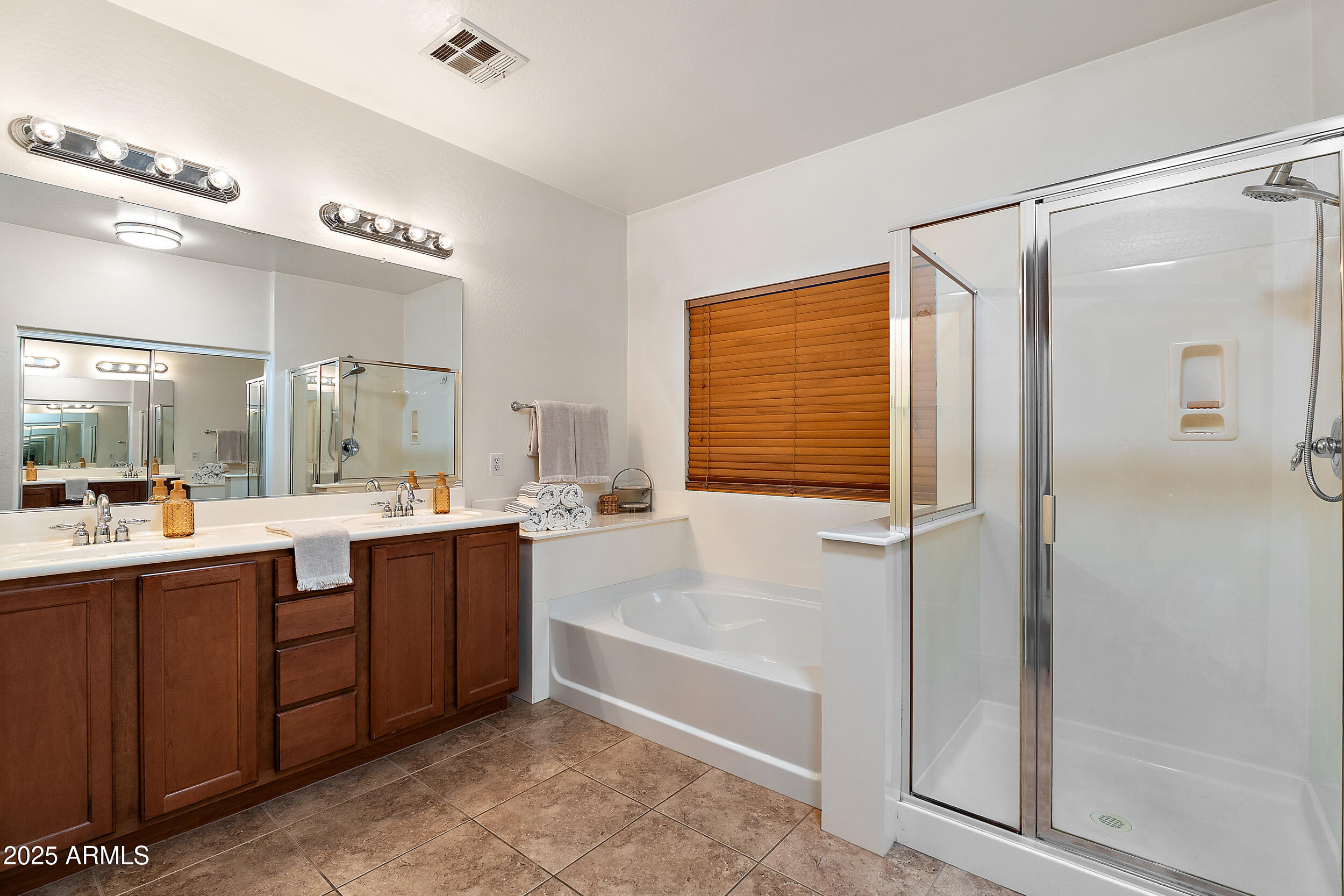 11713 W RIO VISTA Lane