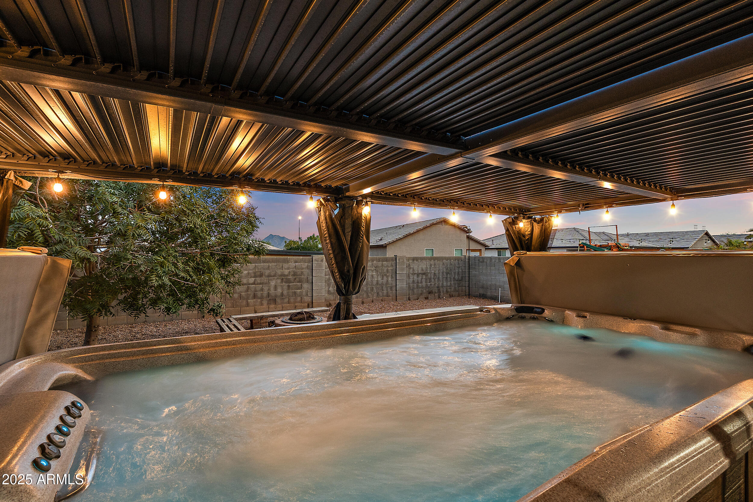 11713 W RIO VISTA Lane