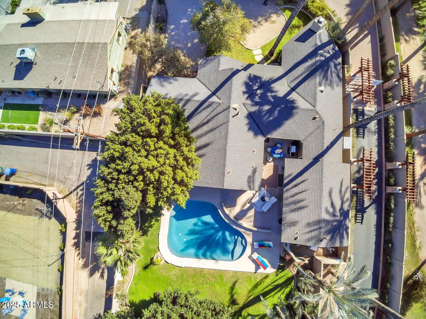 2110 S MILL Avenue