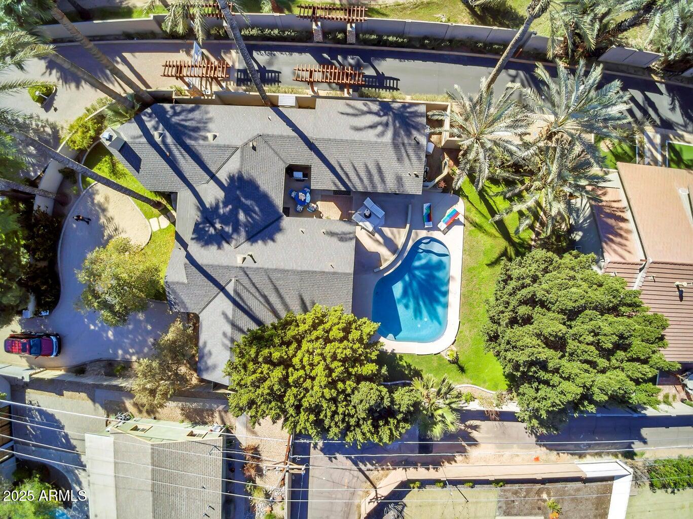 2110 S MILL Avenue