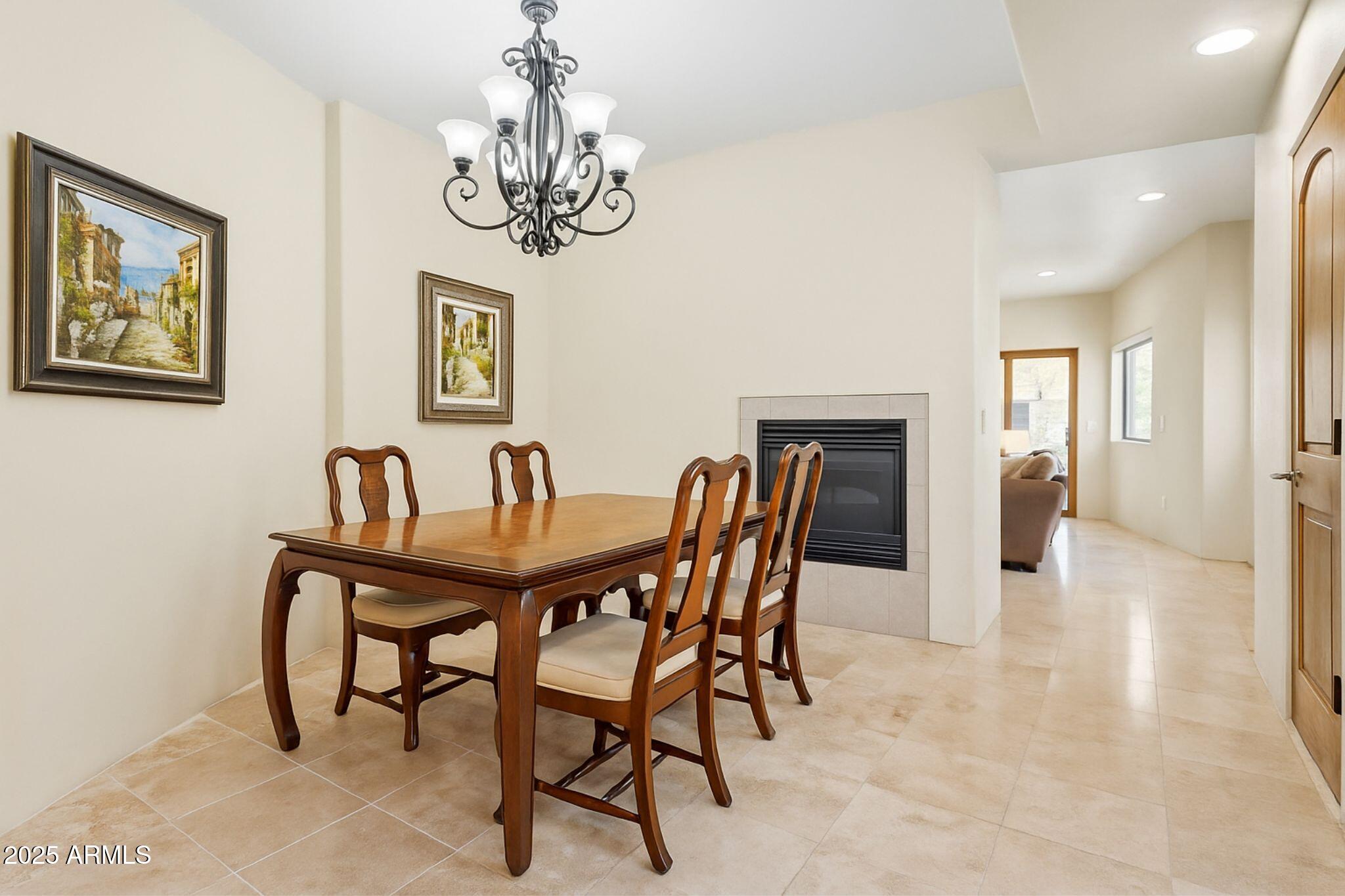 12 E FOOTHILL Drive