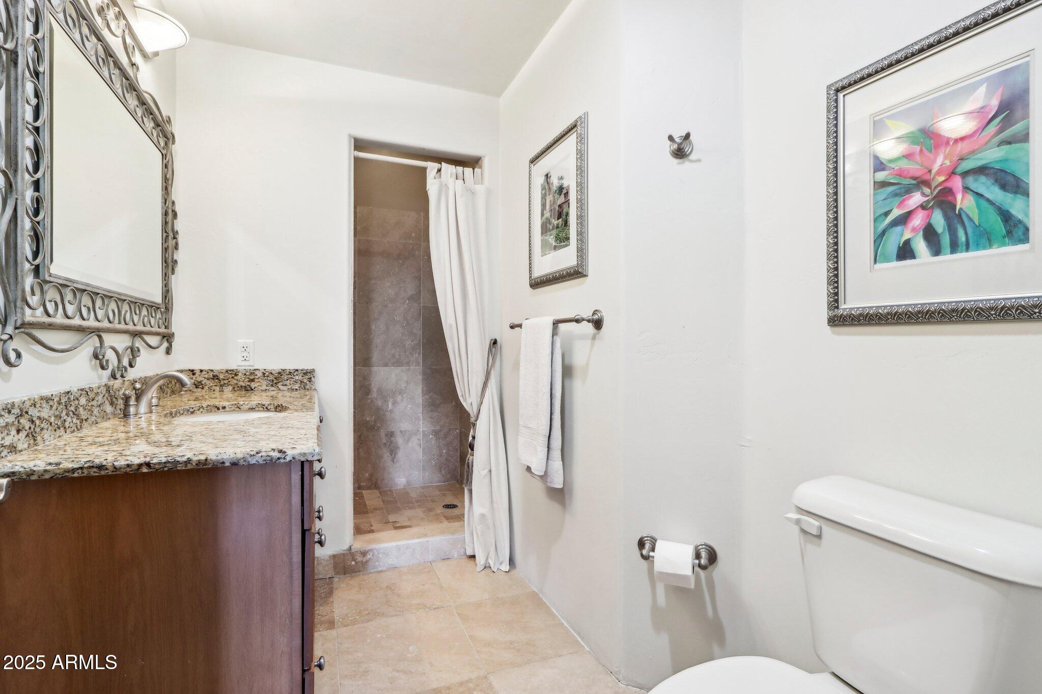 12 E FOOTHILL Drive