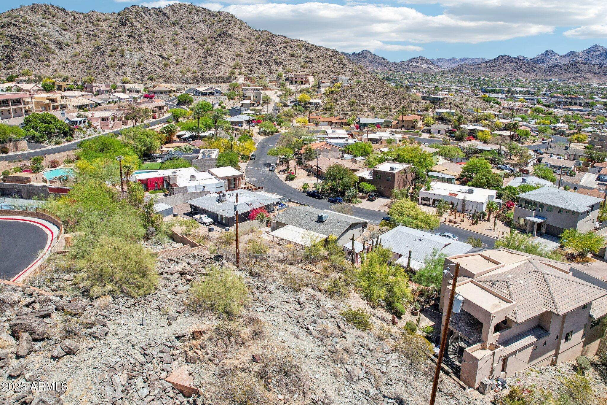 12 E FOOTHILL Drive