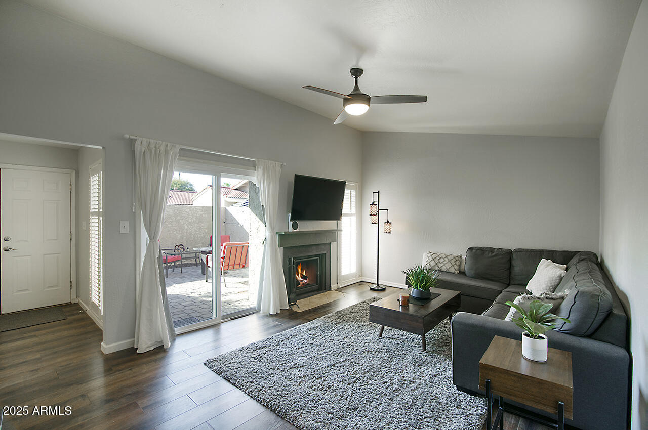 4339 E OSBORN Road