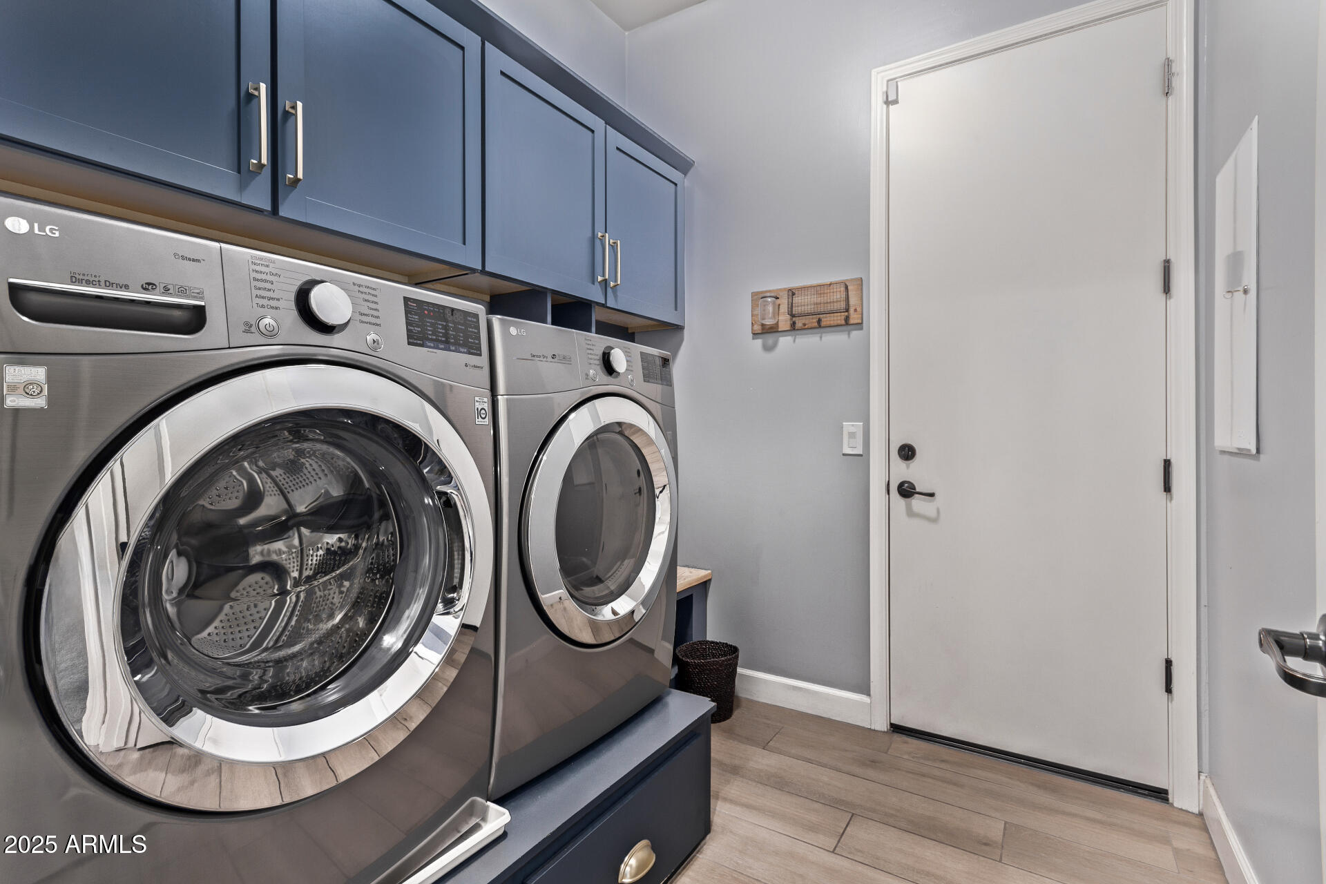 3031 S VALERIE Drive