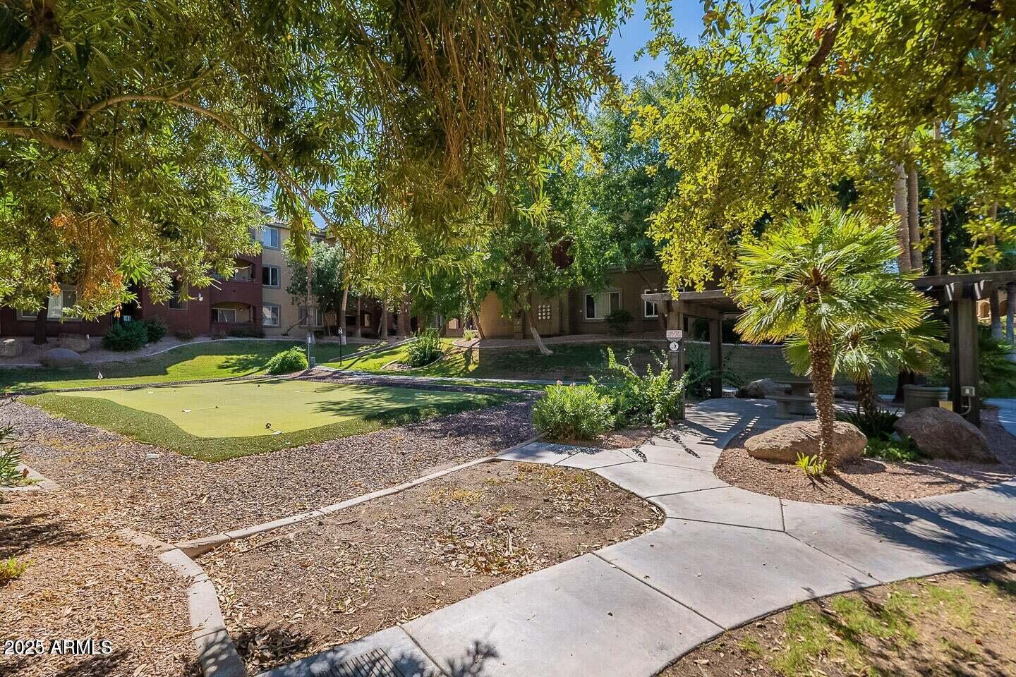 5401 E VAN BUREN Street, 1054