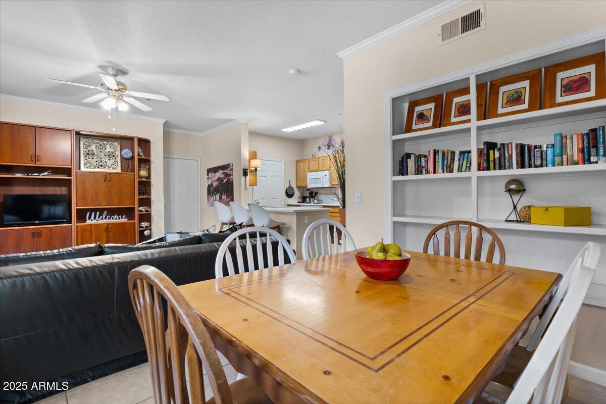 5401 E VAN BUREN Street, 1054