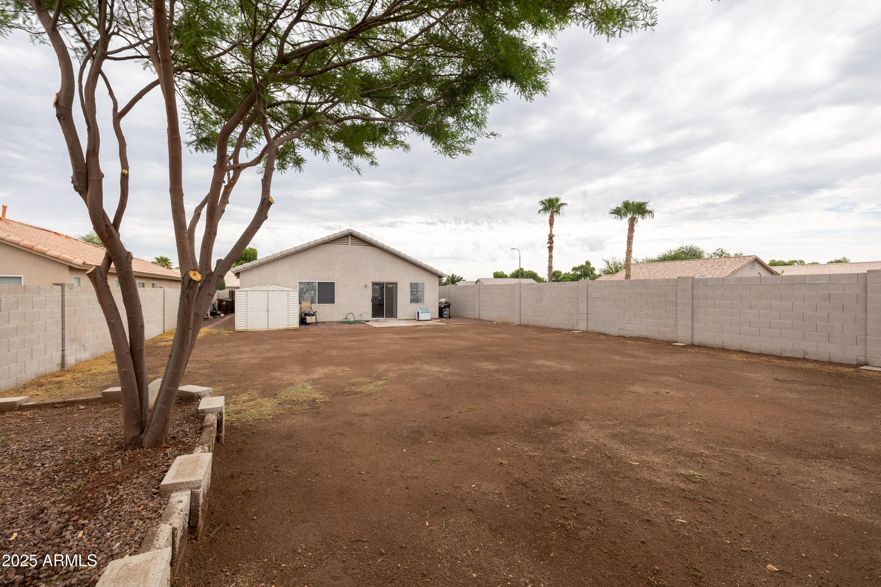 10216 N 94TH Lane