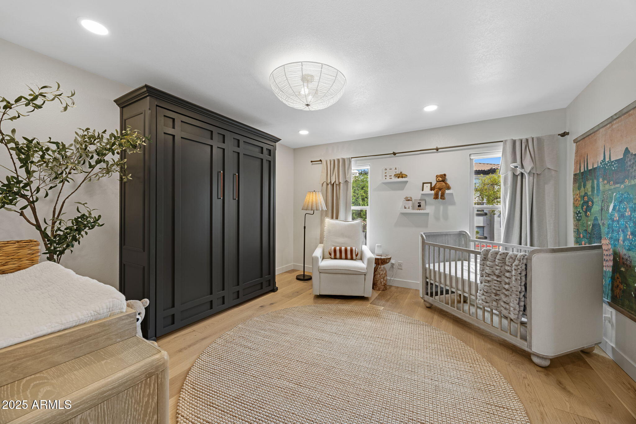 7343 E NORTHLAND Drive