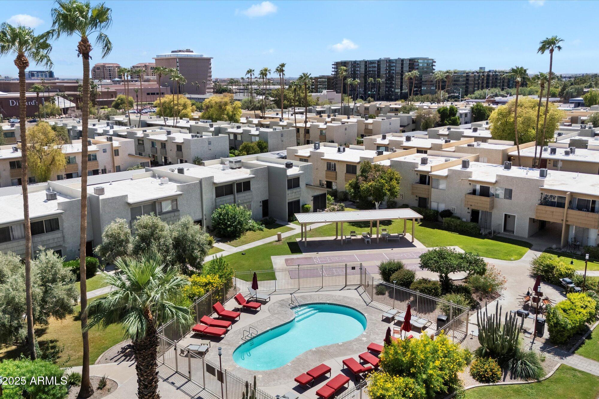 4630 N 68TH Street, 203