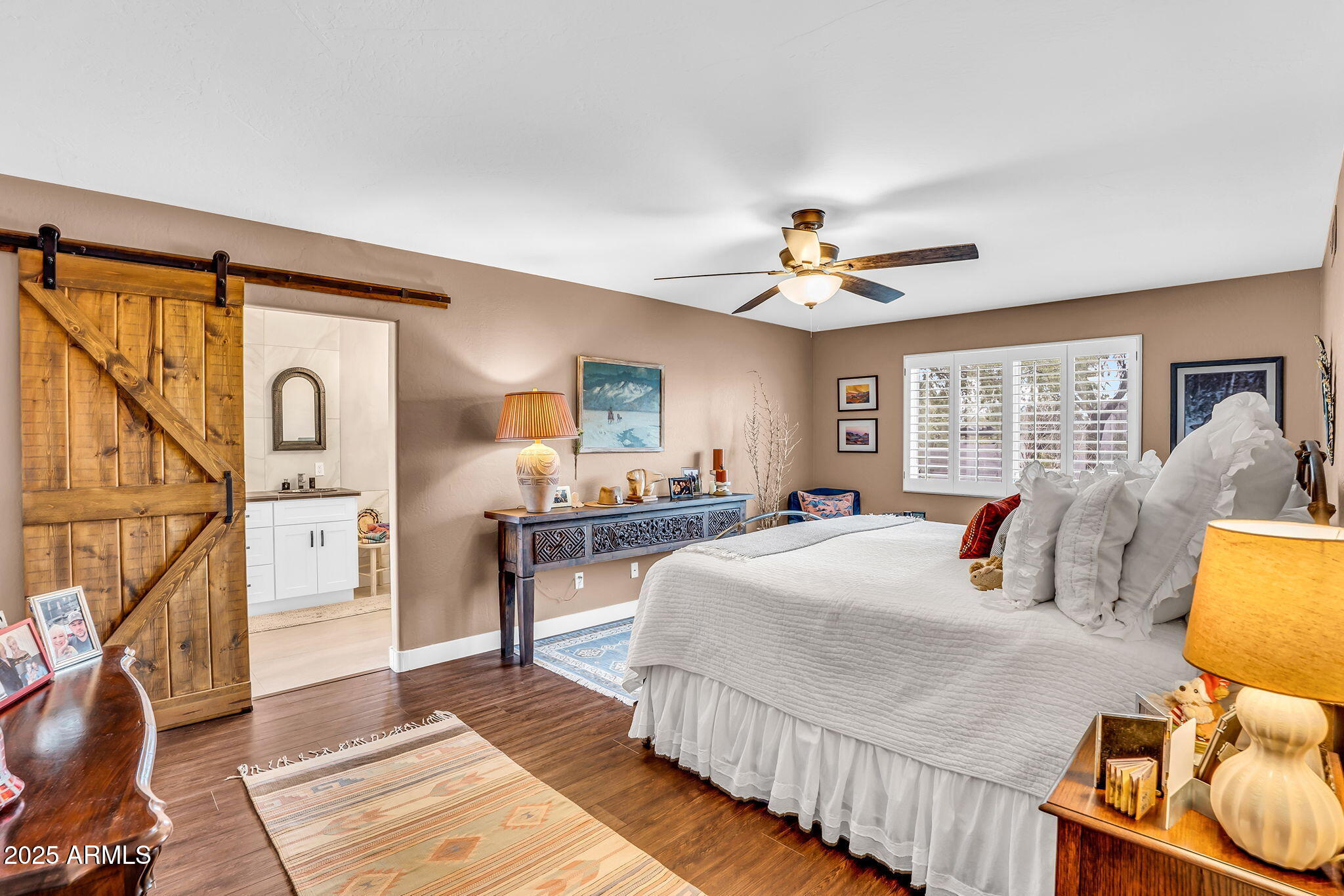 6017 E RANCHO DEL ORO Drive