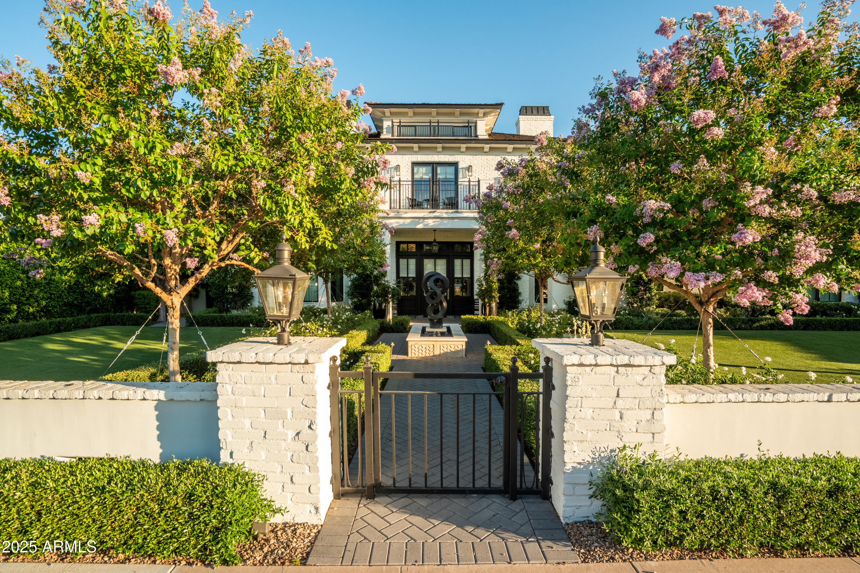 5915 E Calle Del Sud