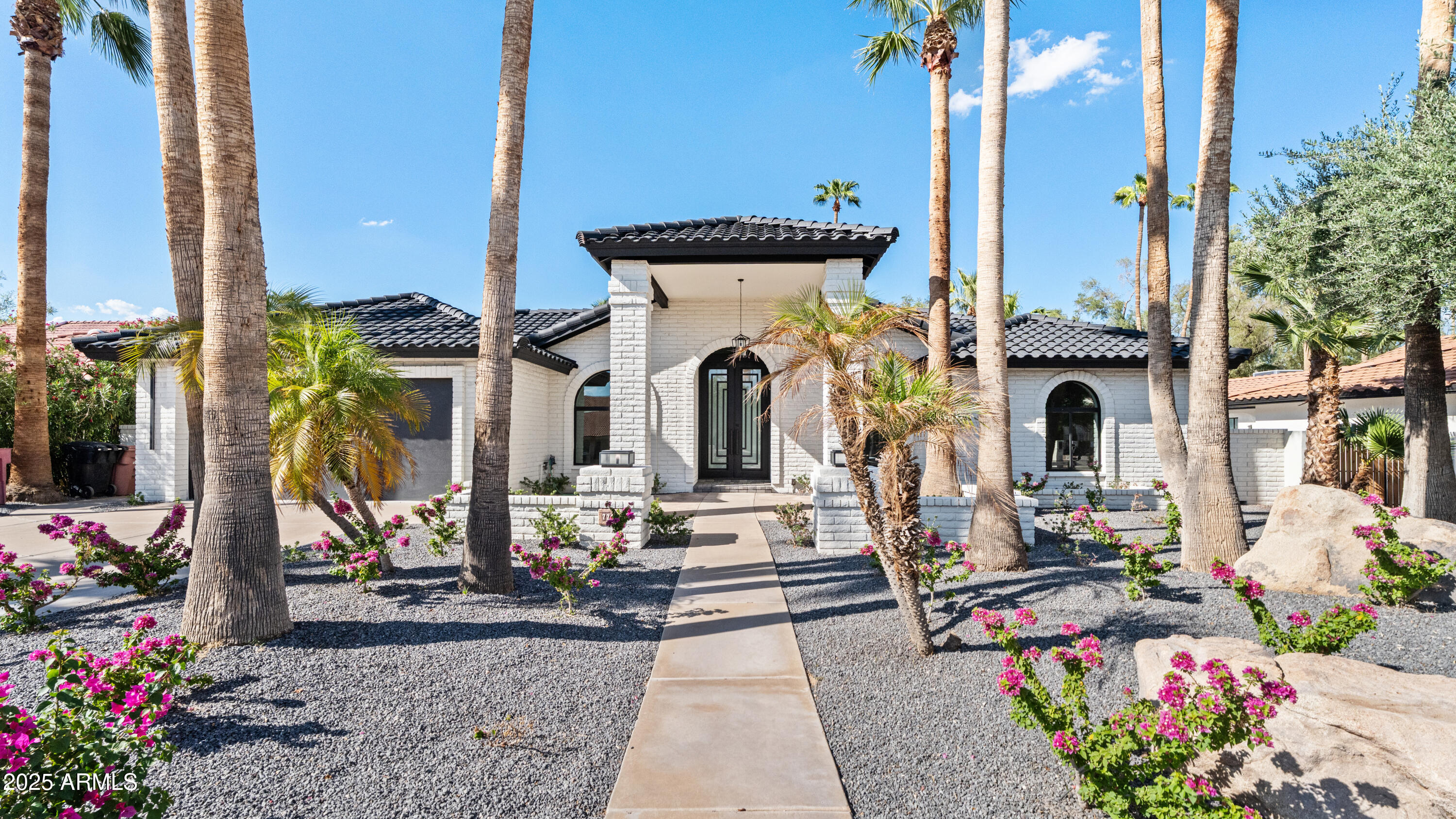 7724 E CHARTER OAK Road