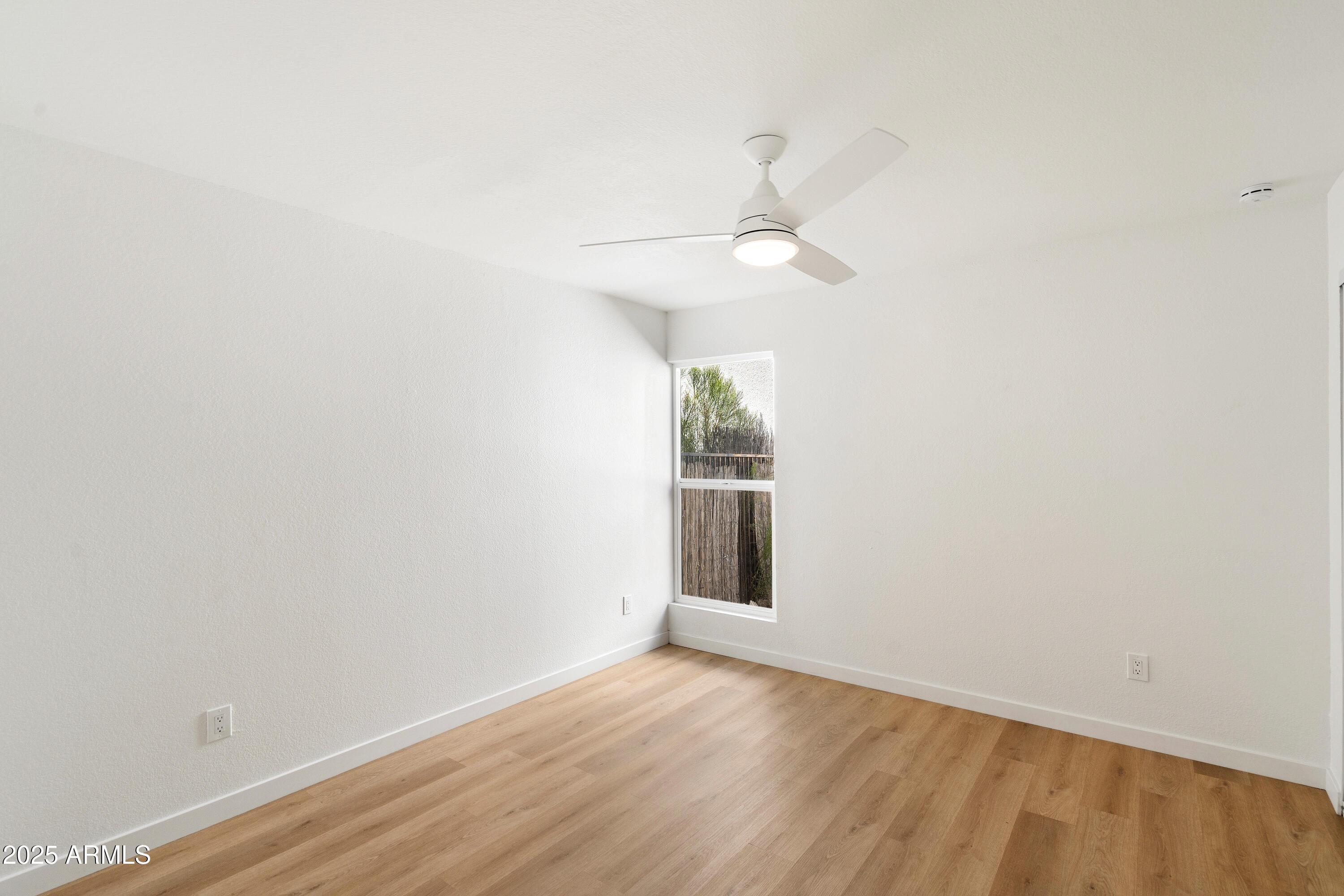 16041 N 31ST Street 12