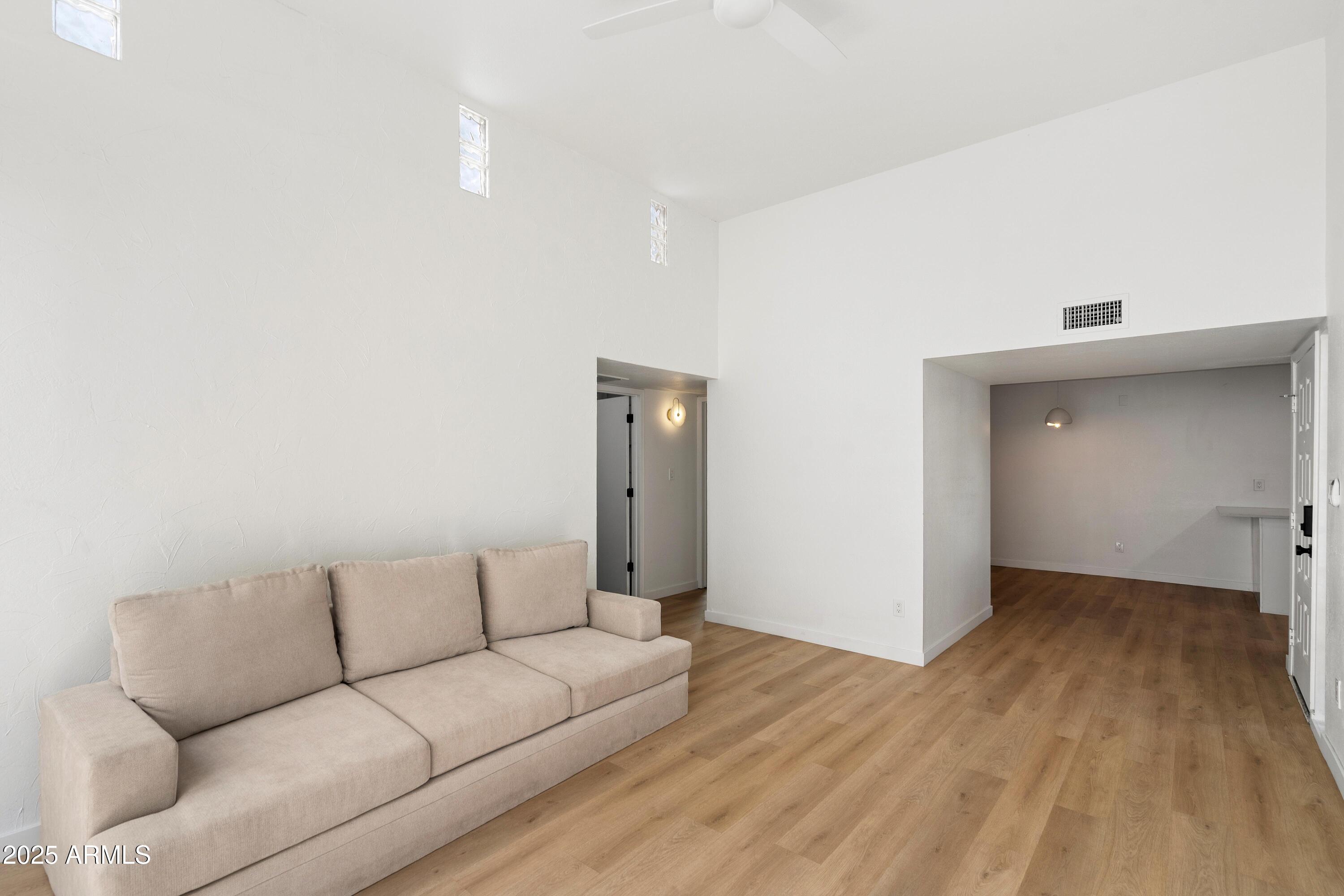 16041 N 31ST Street 12