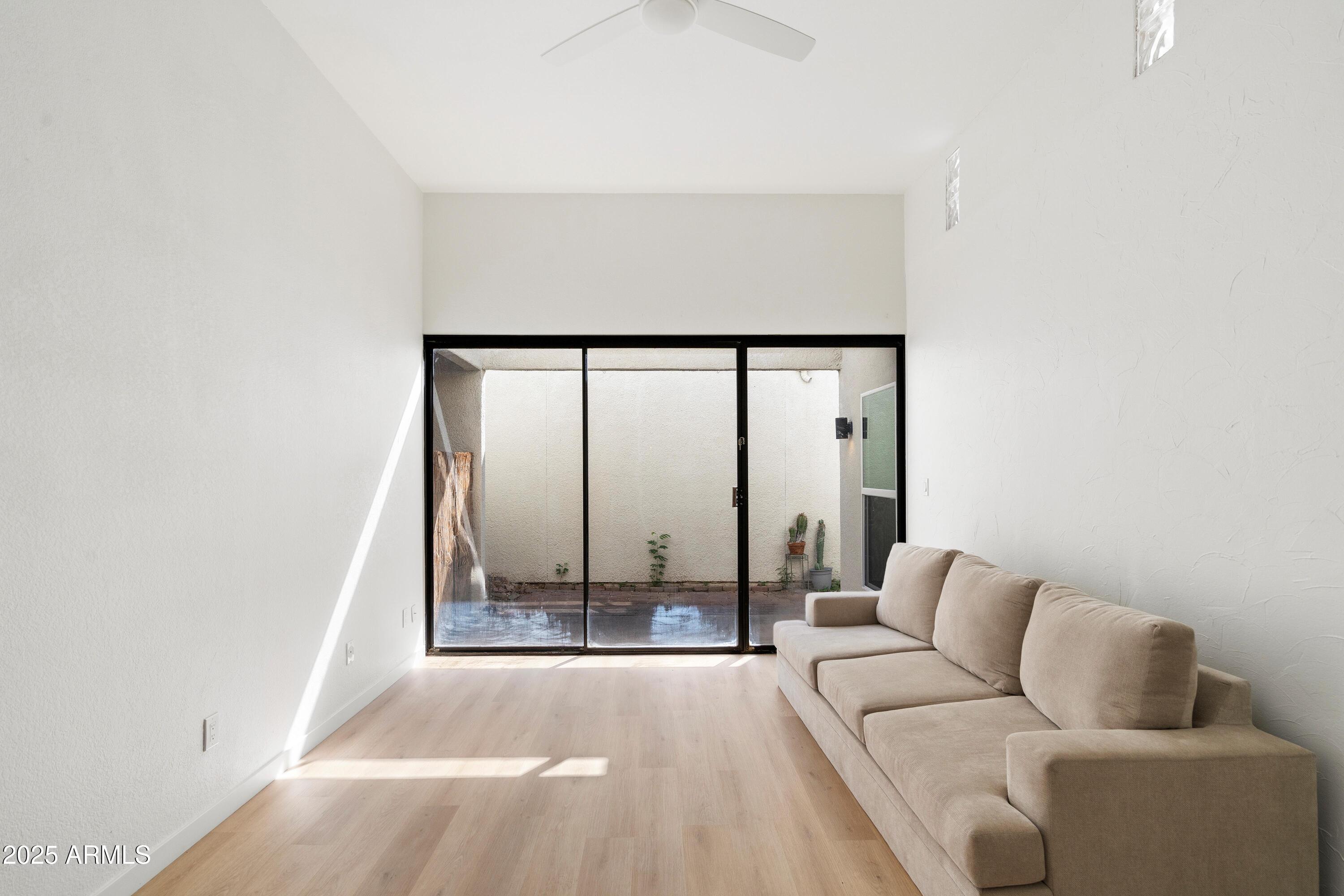 16041 N 31ST Street 12