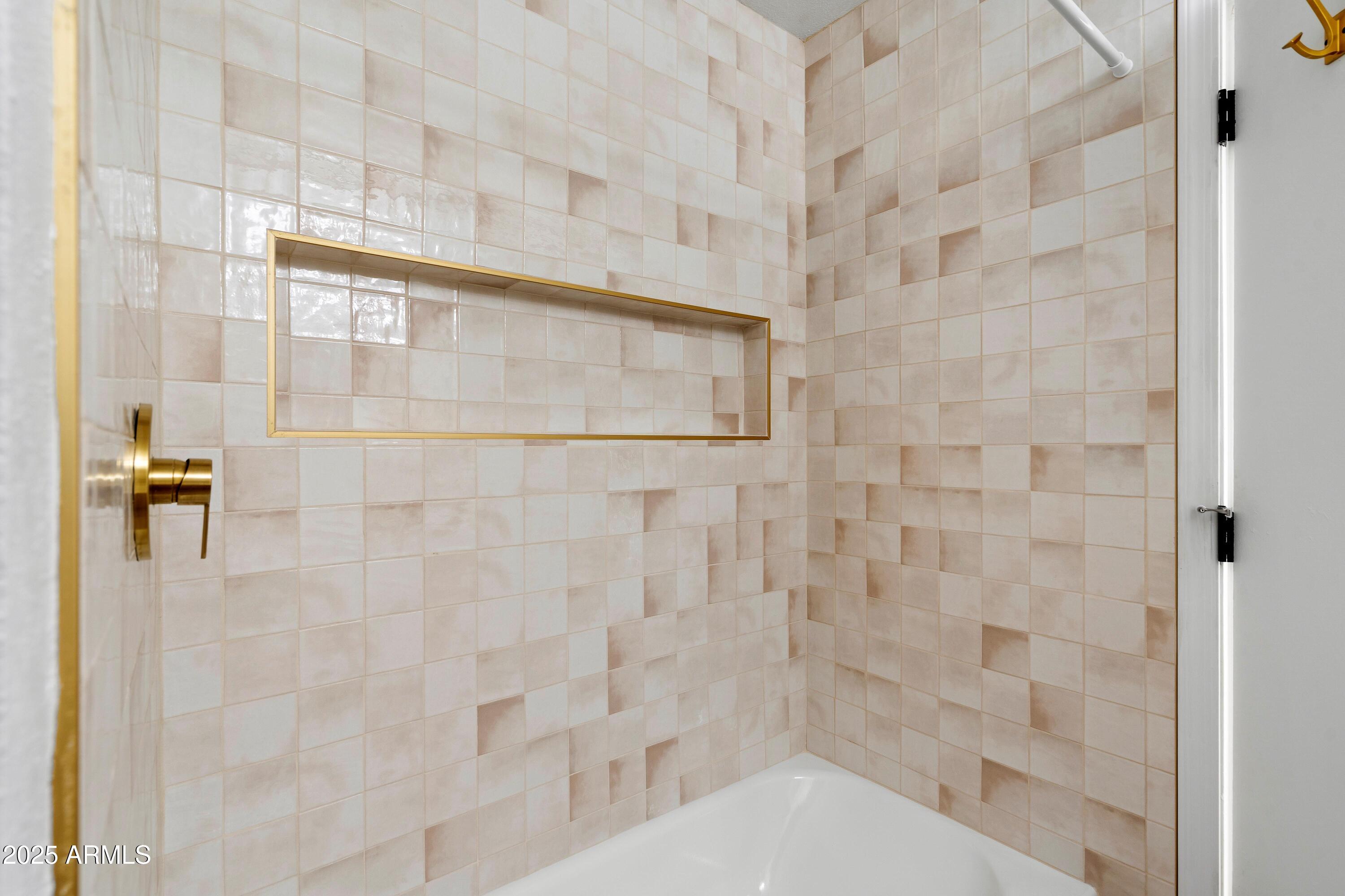 16041 N 31ST Street 12