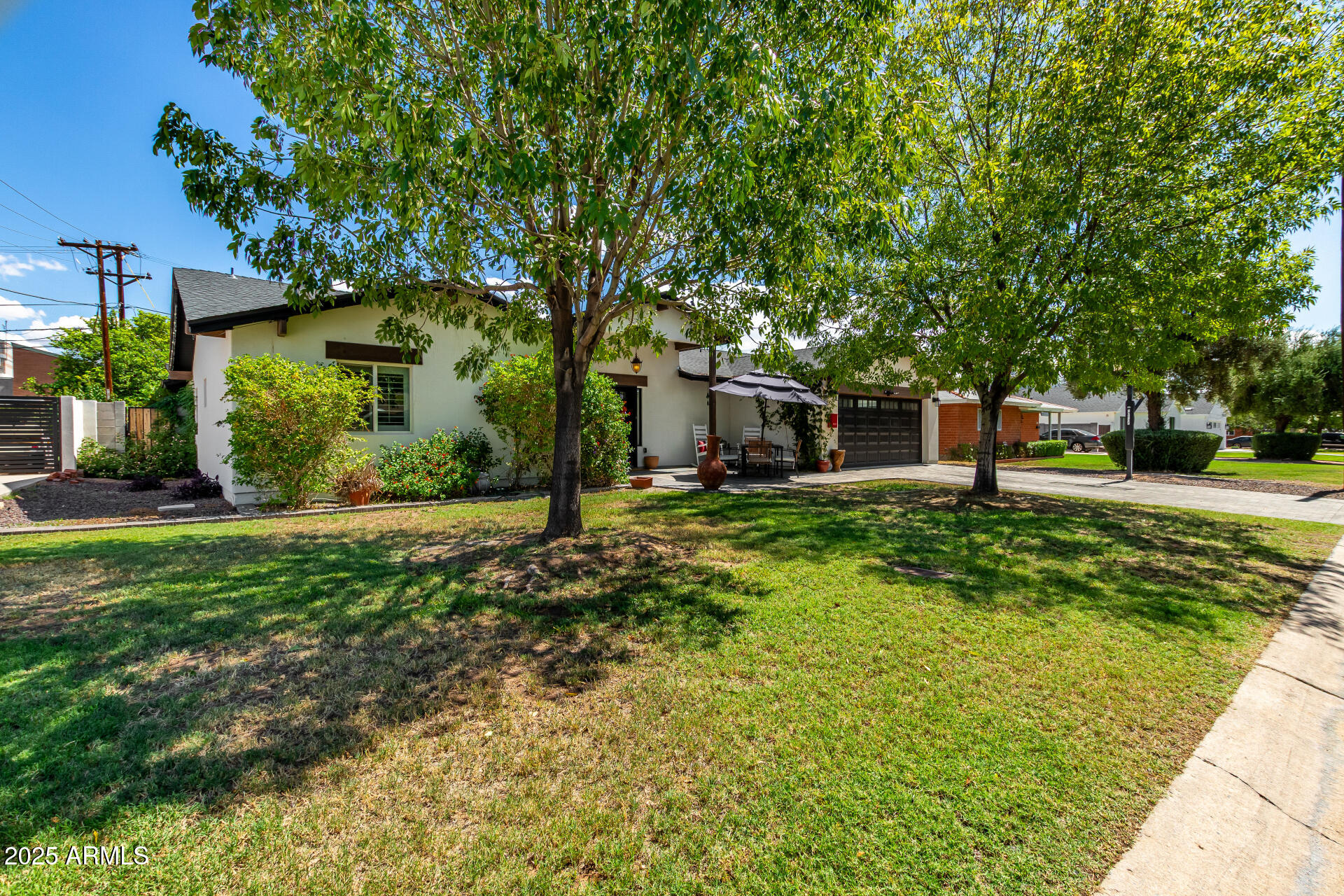 3439 N 45TH Place