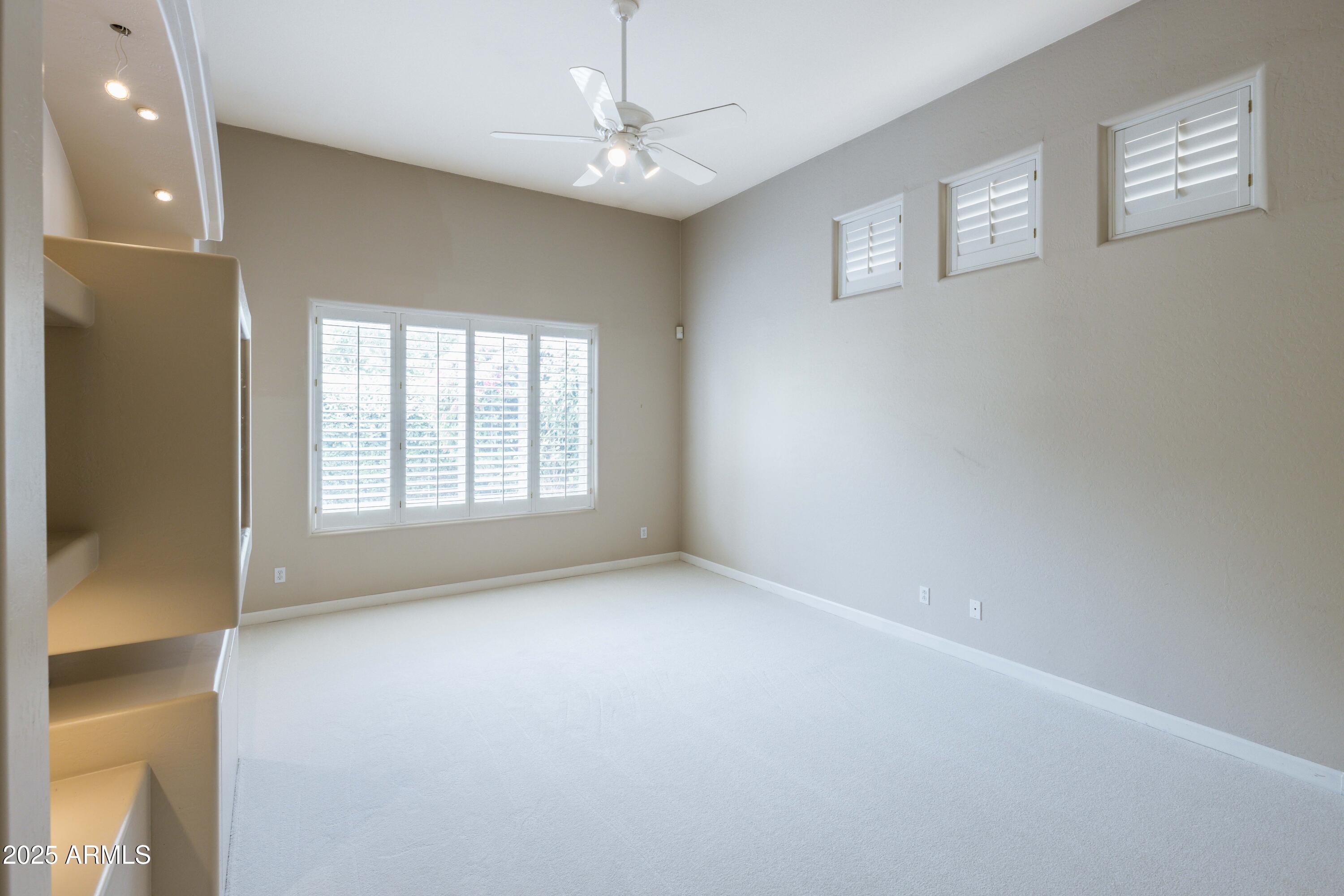 7369 E DEL ACERO Drive