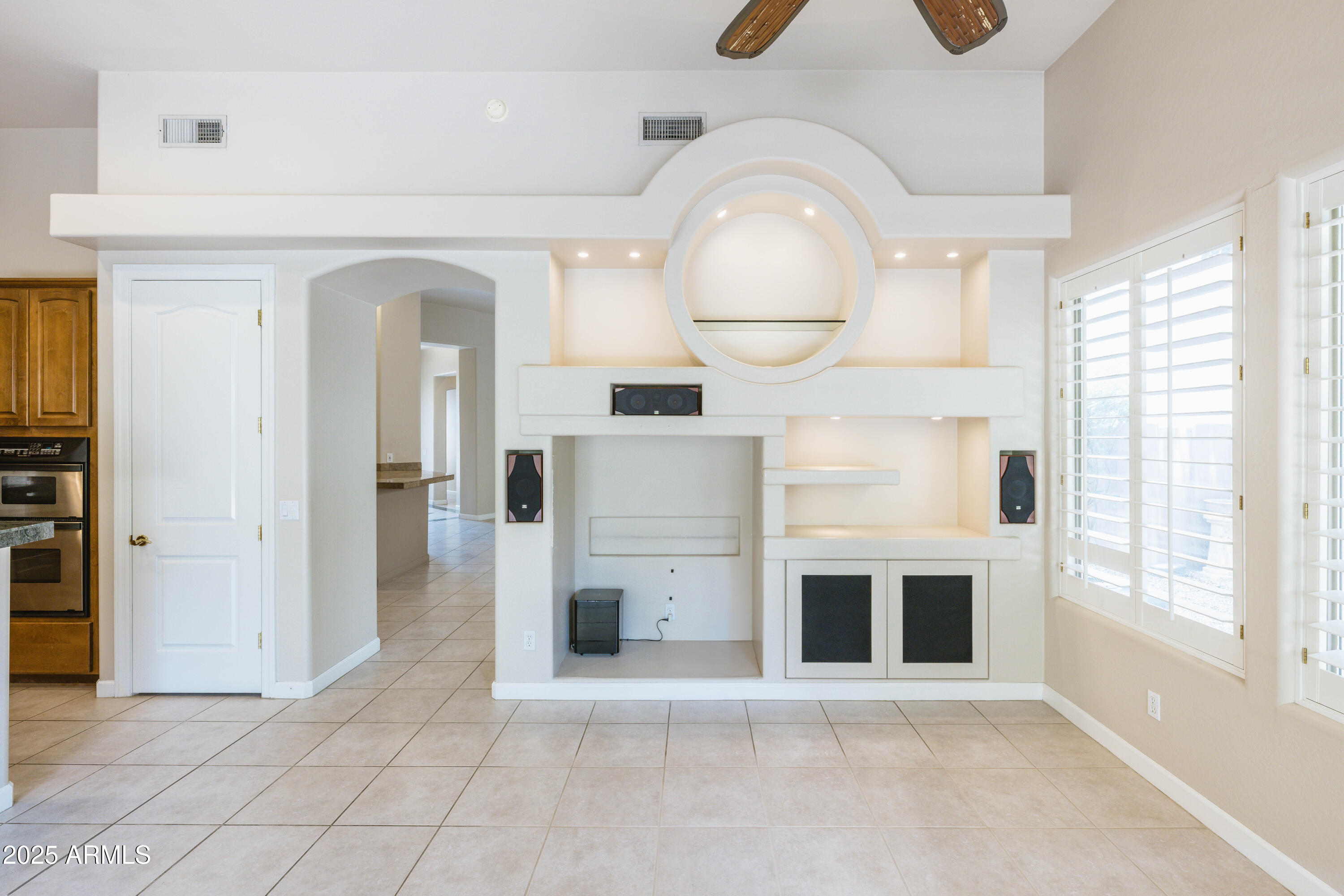 7369 E DEL ACERO Drive