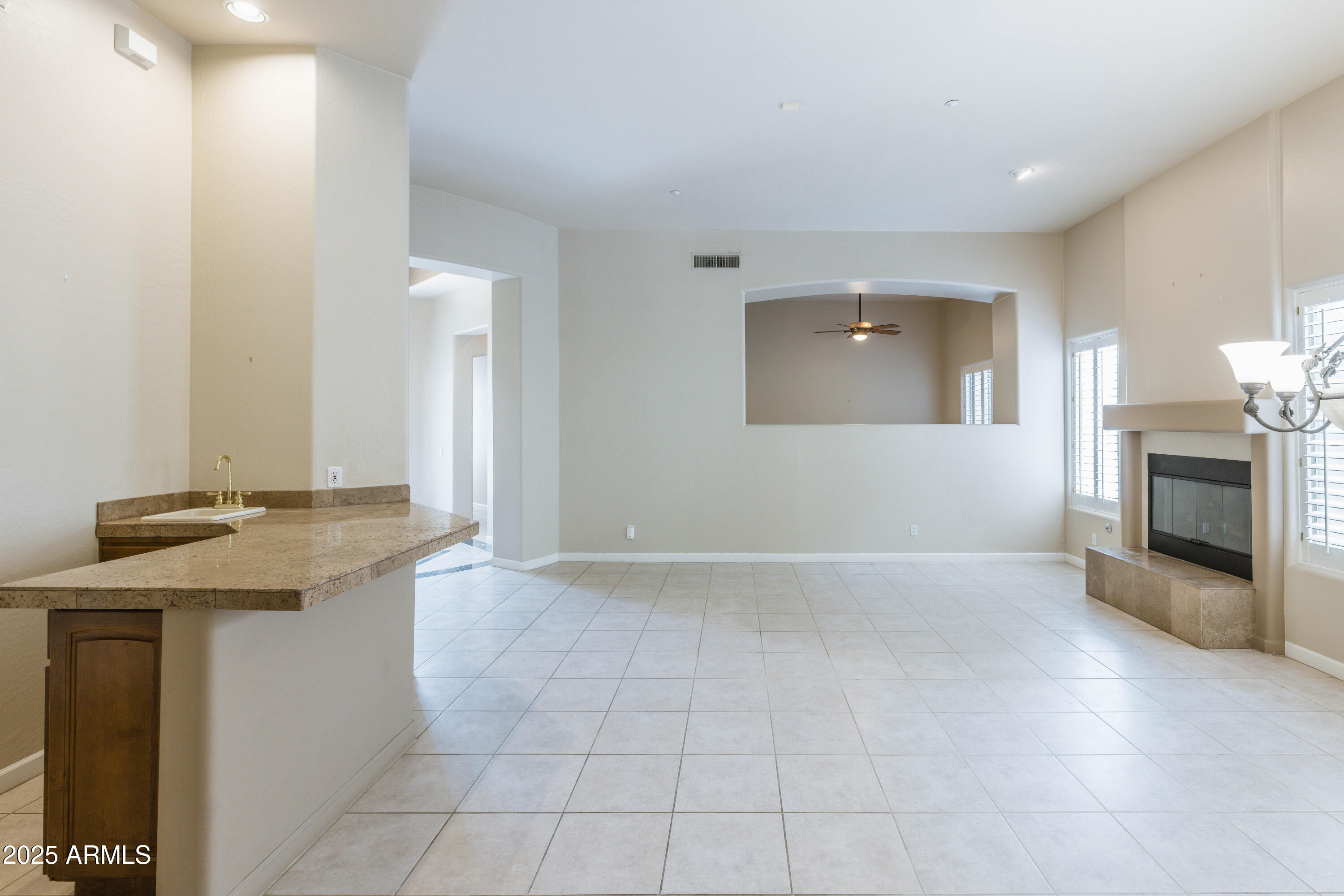 7369 E DEL ACERO Drive