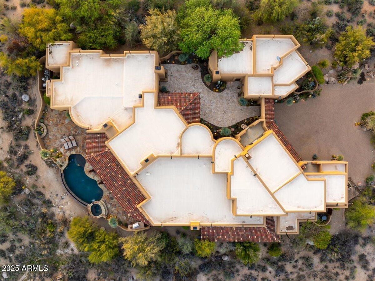 7311 E ARROYO HONDO Road