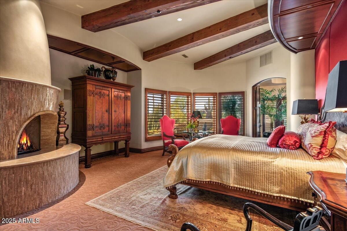 7311 E ARROYO HONDO Road