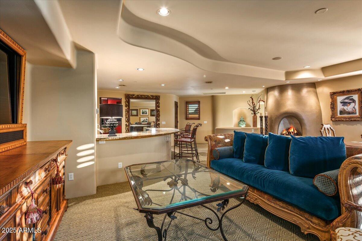 7311 E ARROYO HONDO Road