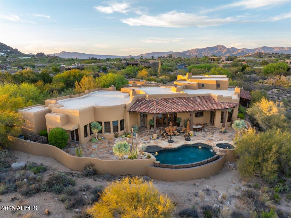 7311 E ARROYO HONDO Road