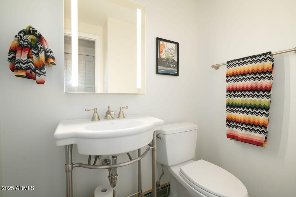 2201 N CENTRAL Avenue, 4E