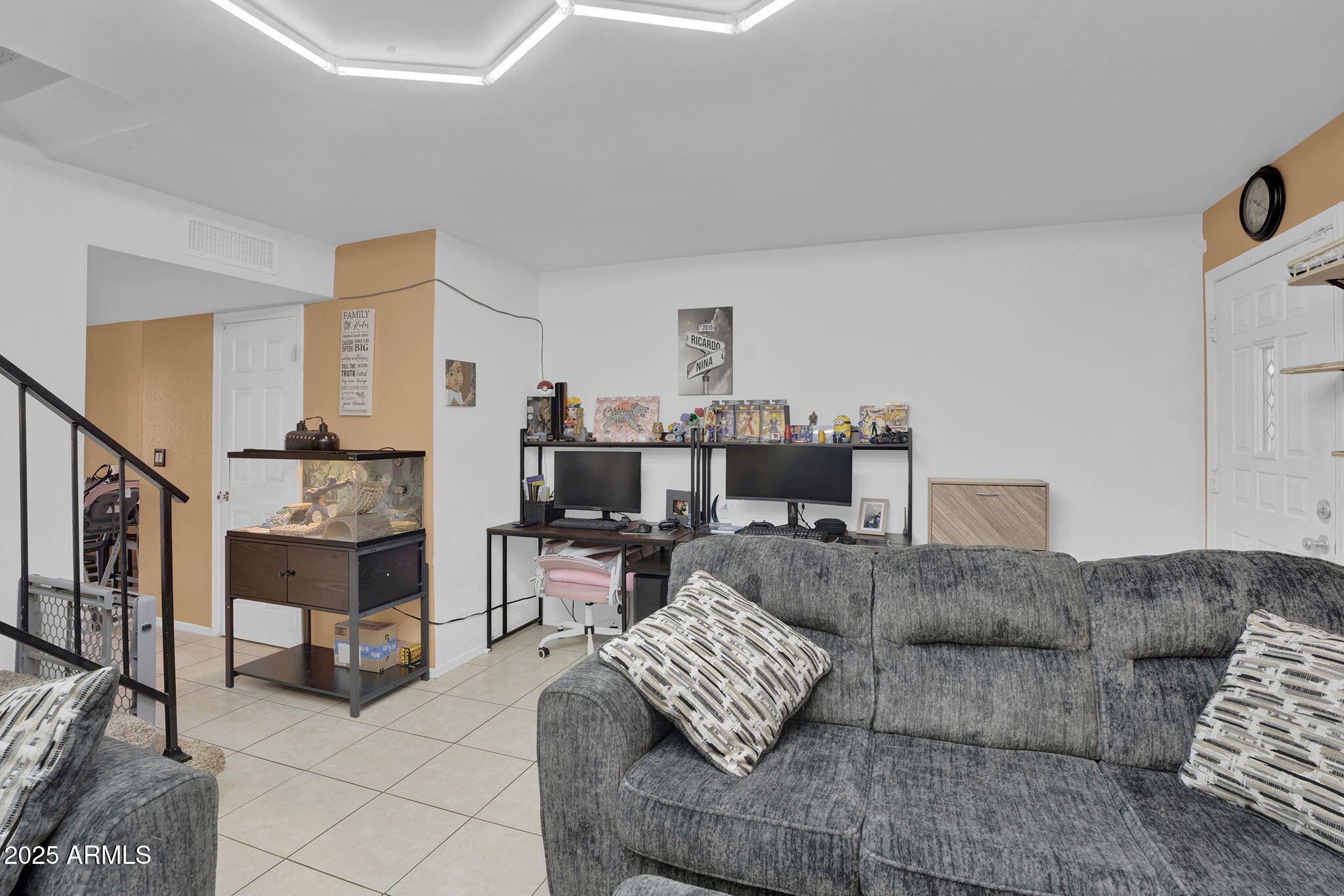 3491 N ARIZONA Avenue, 83