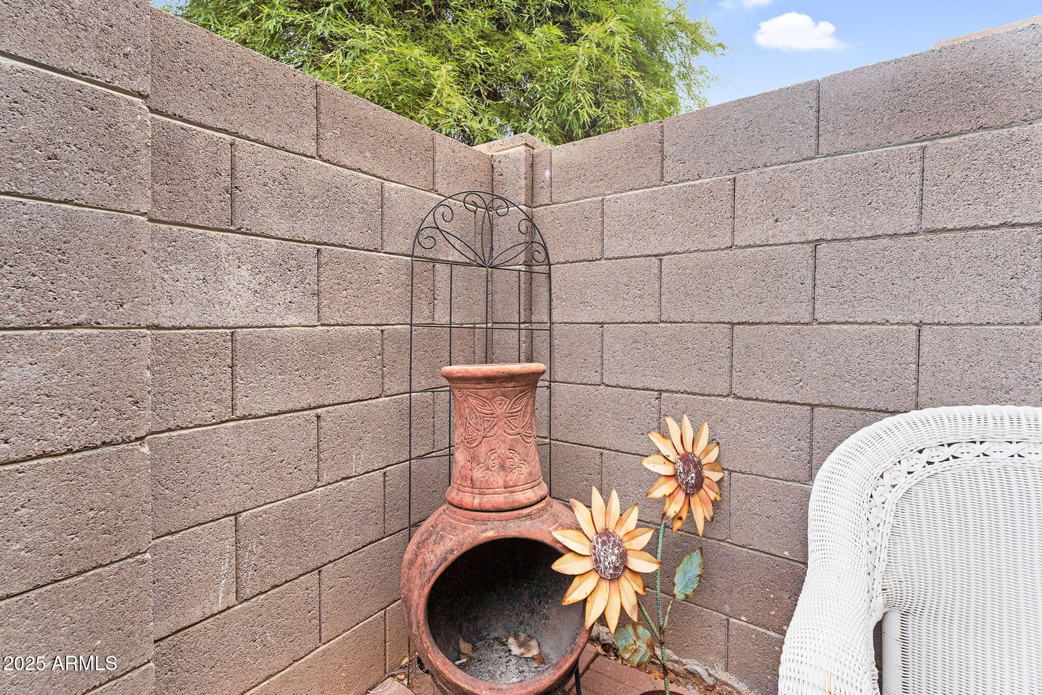 3491 N ARIZONA Avenue, 83