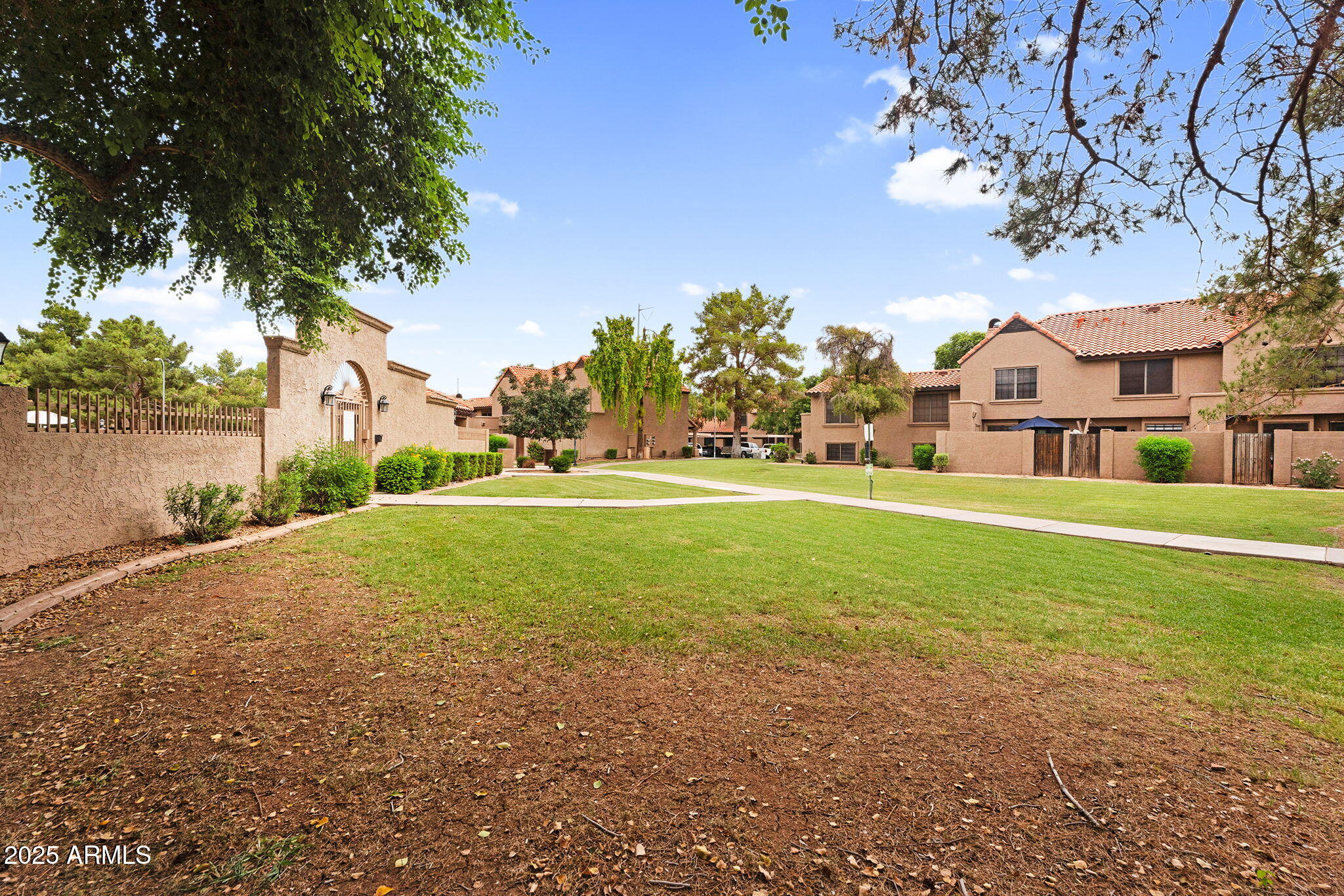 3491 N ARIZONA Avenue, 83